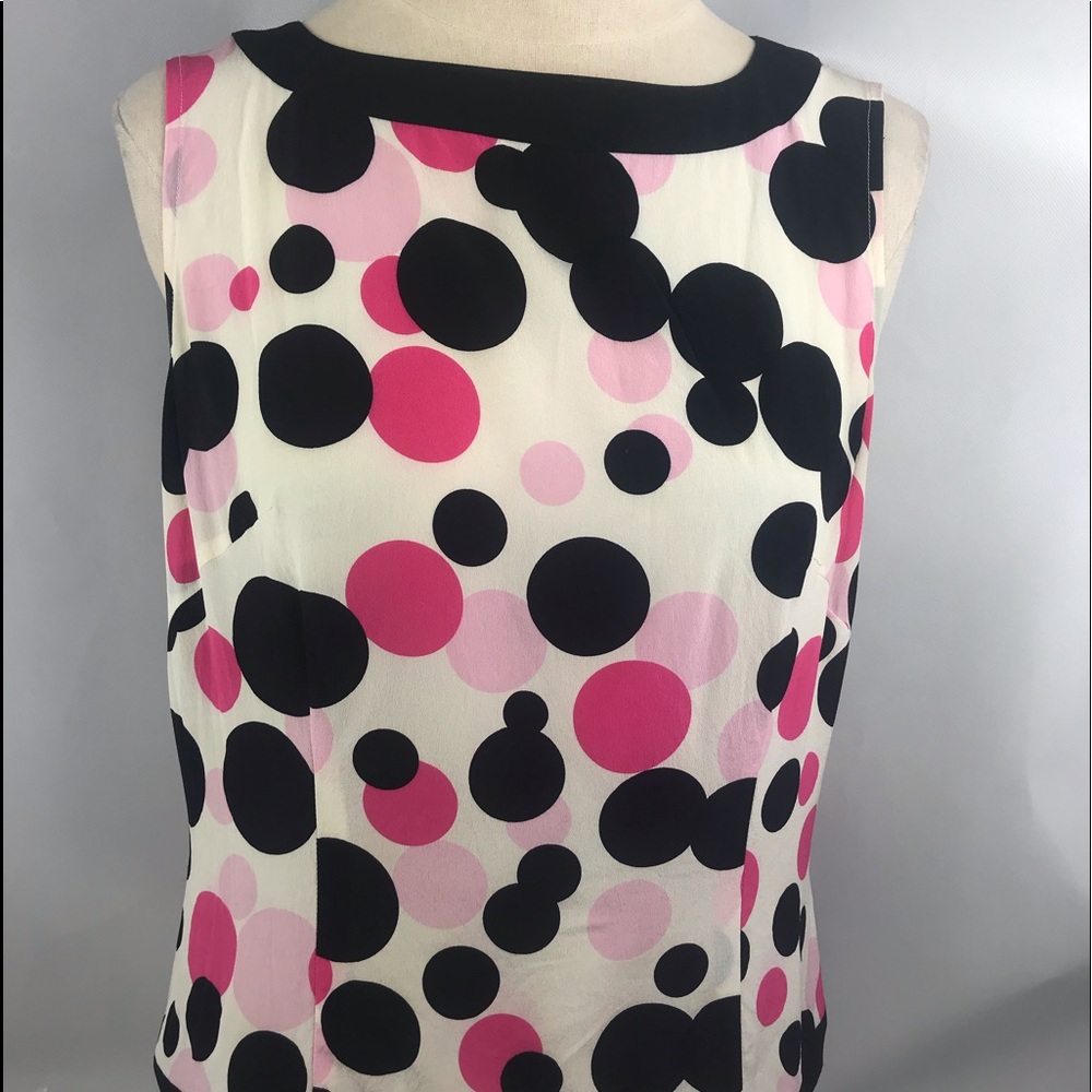 Escada Silk Sleev less top Black/ Pink Sz 36